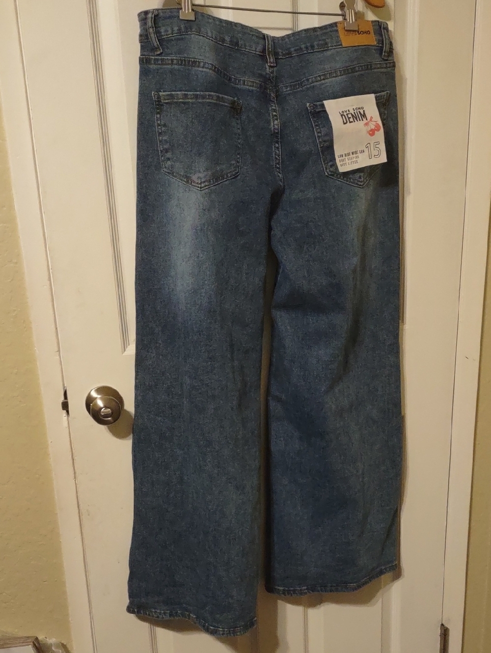 Love Soho Denim Low Rise Wide Leg Juniors Jeans Size 15 New - Picture 6 of 6